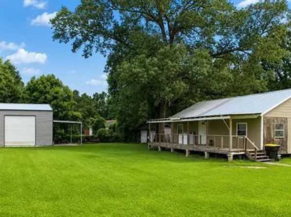 320 E Tram Rd, Vidor, TX 77662