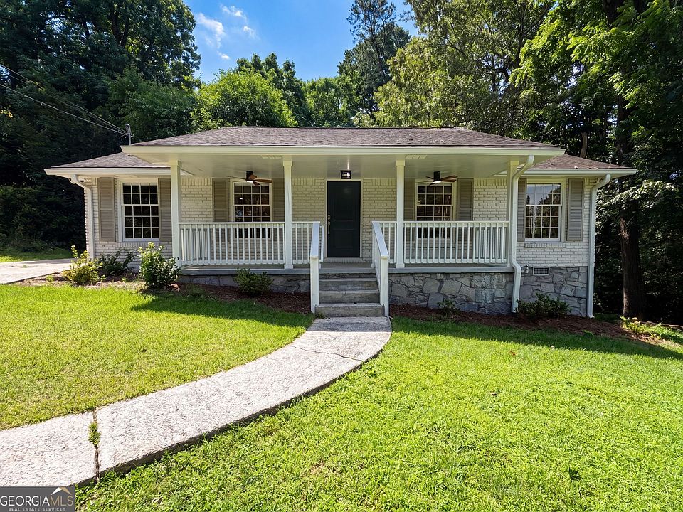1st image of 2320 Capehart Cir NE