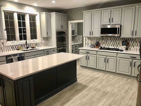 3rd image of 4171 Bidle Ct