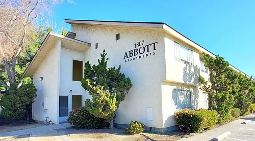 0175 1807 Abbott Photo 1