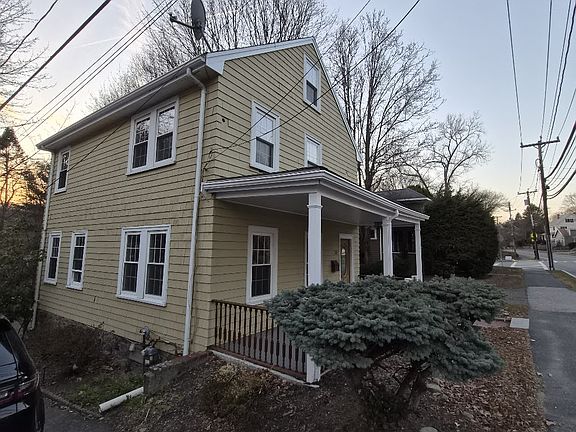 2nd image of 33 Cedar St