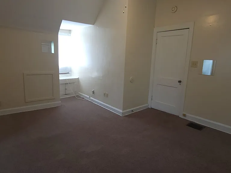 2054 Iuka Ave — Photo 19