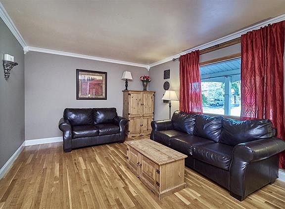 2nd image of 2250 Westglen Park Dr