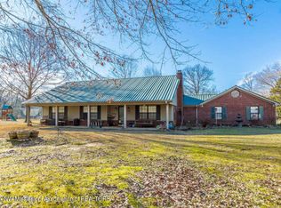 209 Strickland Rd, Coldwater, MS 38618
