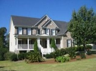 180 Amberbrook Cir, Grayson, GA