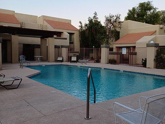 3rd image of 1432 W EMERALD Avenue #33