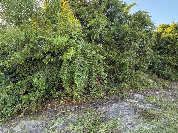 4462 SW Gainsboro Street, Port St Lucie, FL 34953