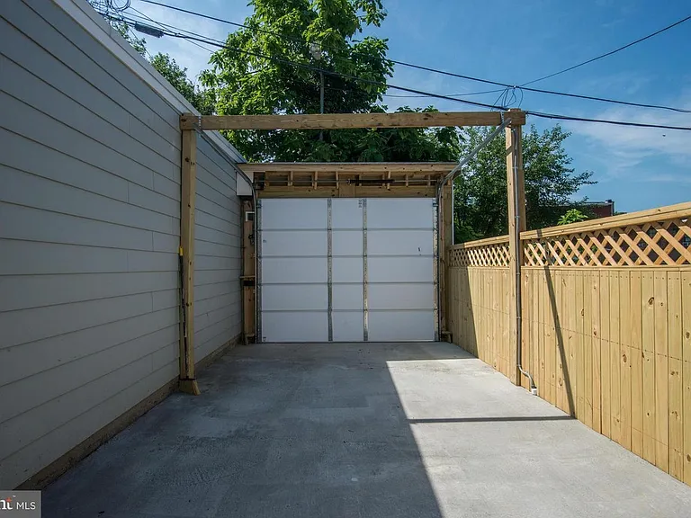 538 Newton Pl NW — Photo 20