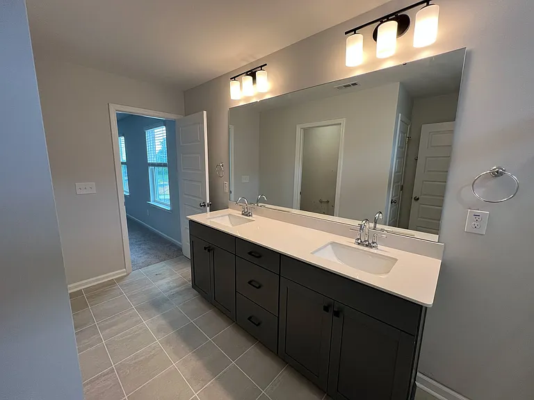 427 White Oak Garden Way — Photo 15