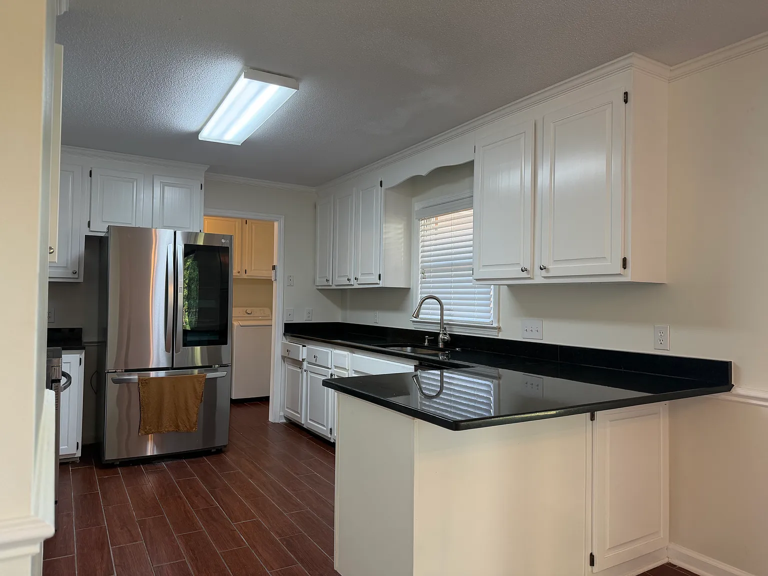 3 bed, 1636 sqft, $1,800 — Photo 4
