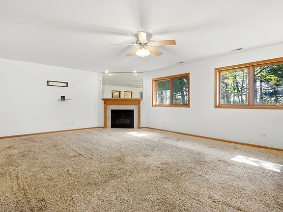 5th image of 301 Providence Dr