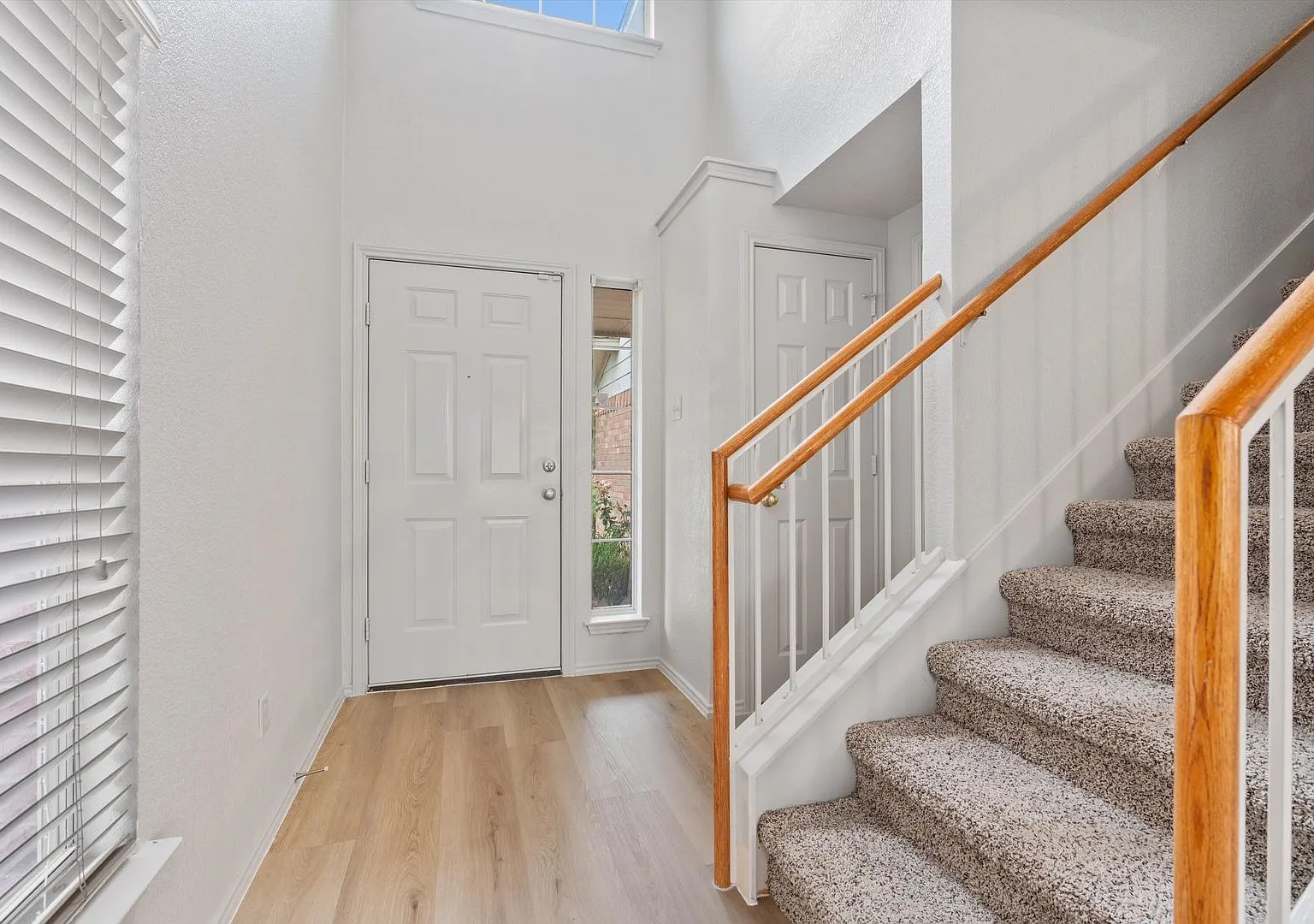 Wonderful Four Bedroom Home in Manor, TX — Photo 3