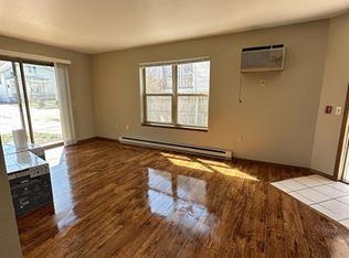 614 Scott Ave APT 2, Oshkosh, WI 54901
