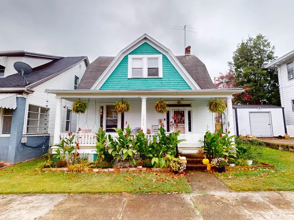 1015 11th St, Huntington, WV 25701