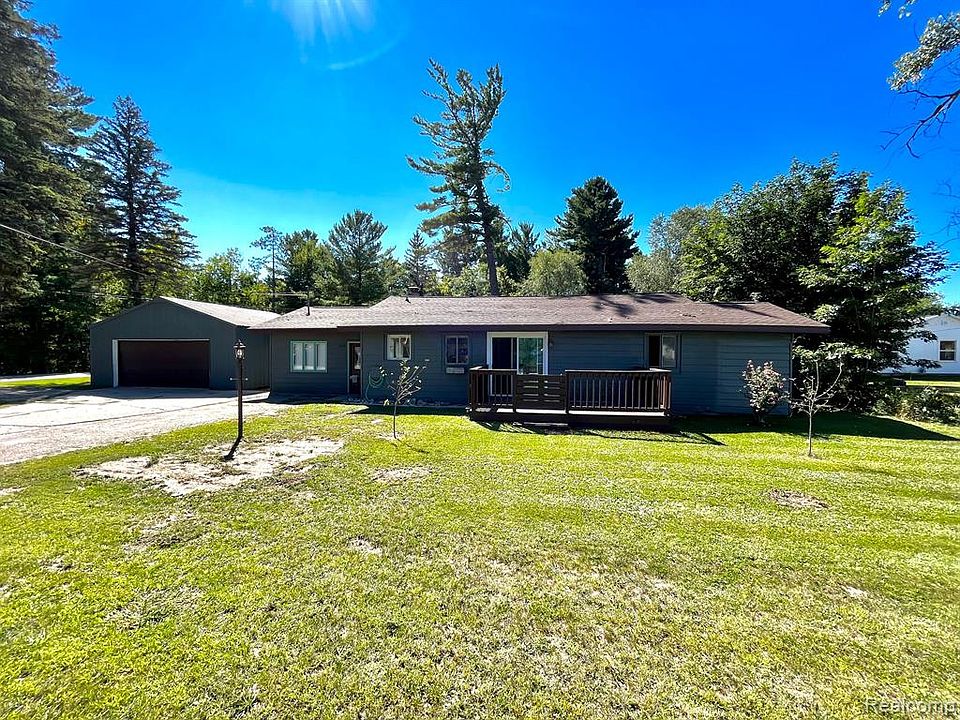 308 E 1st St, Lake City, MI 49651 Zillow