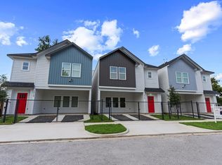 1515 Egypt St, Houston, TX 77009