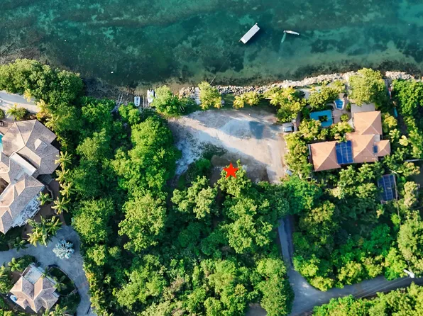 300-69F Chocolate East Rd, Saint John, VI 00830