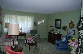 4th image of 151 Valley Dr