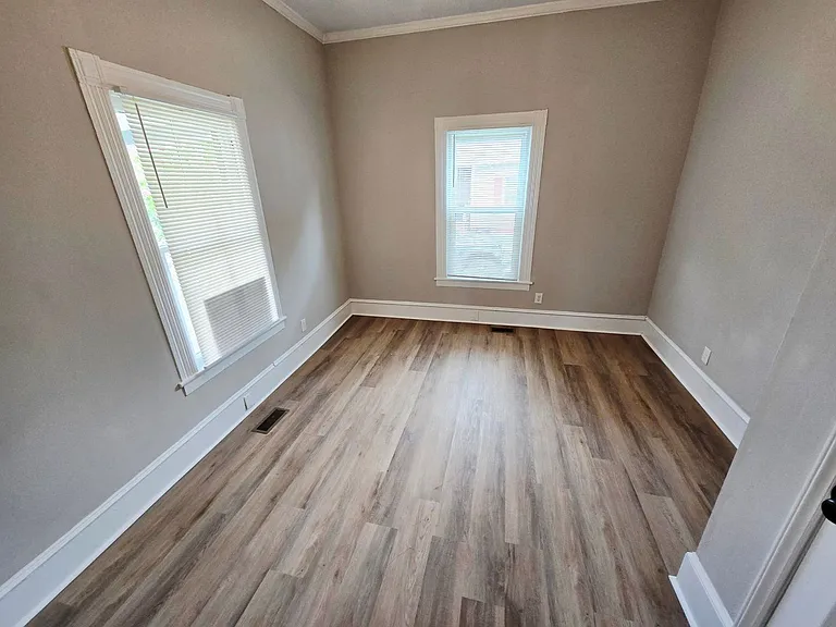 728 Tucker St — Photo 8