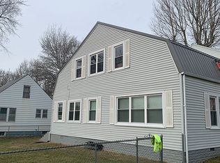 3357 S 2nd St, Southern View, IL 62703