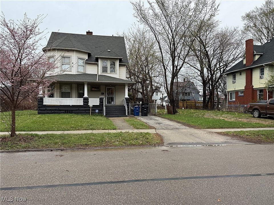 1st image of 10817 Grantwood Ave