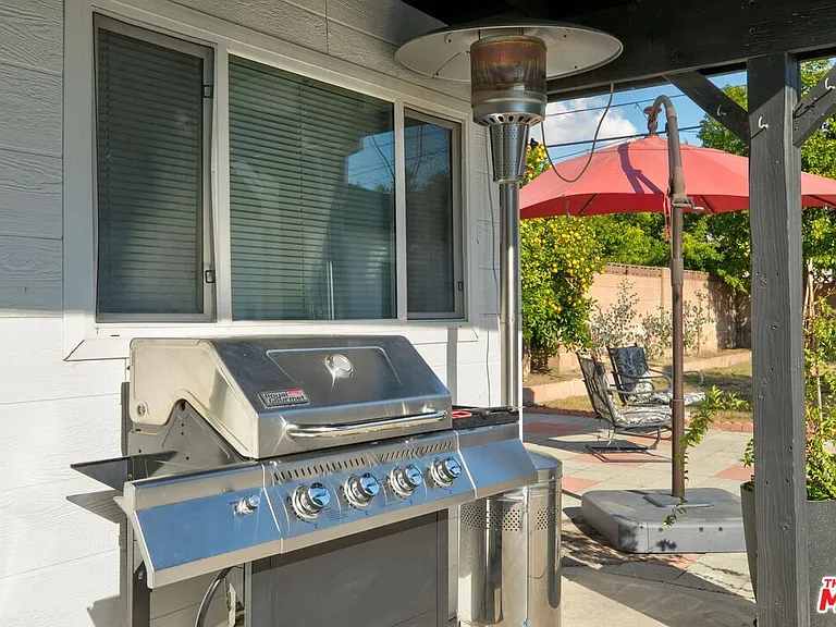 6122 Satsuma Ave — Photo 28
