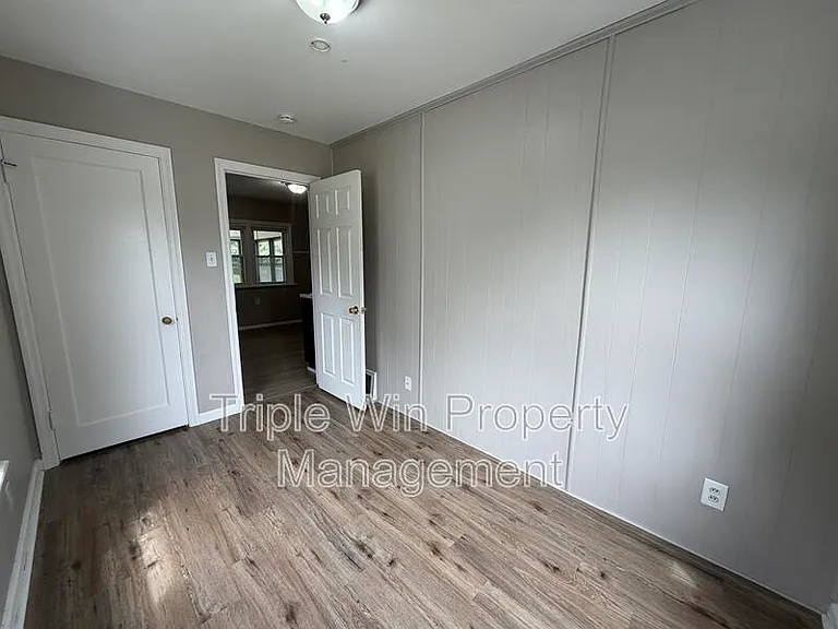 1145 Patterson Rd — Photo 21
