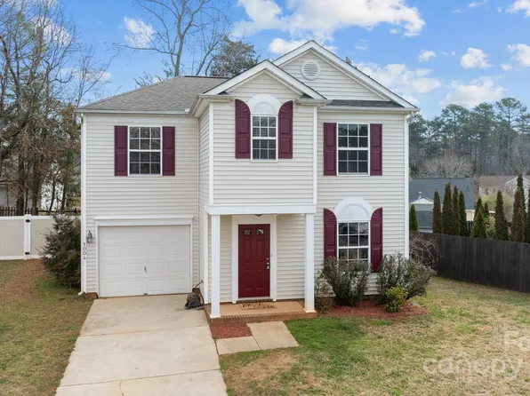 1004 La Charette Ln, Monroe, NC 28110