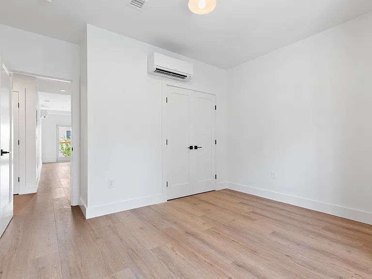 113 Ives Street — Photo 135