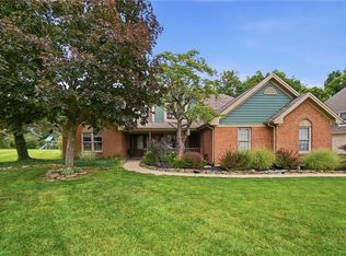 3786 Maple Grove Ln, Dayton, OH 45440