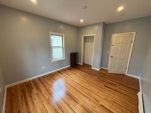 3rd image of 50 Copeland St #2