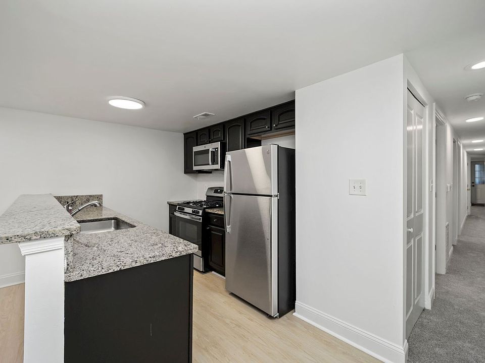 1st image of 1755 T St NW APT 2