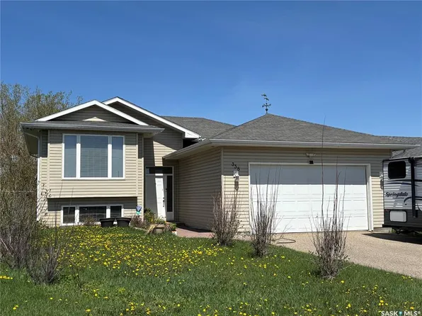 358 1st AVENUE W, Melville, SK S0A 2P0