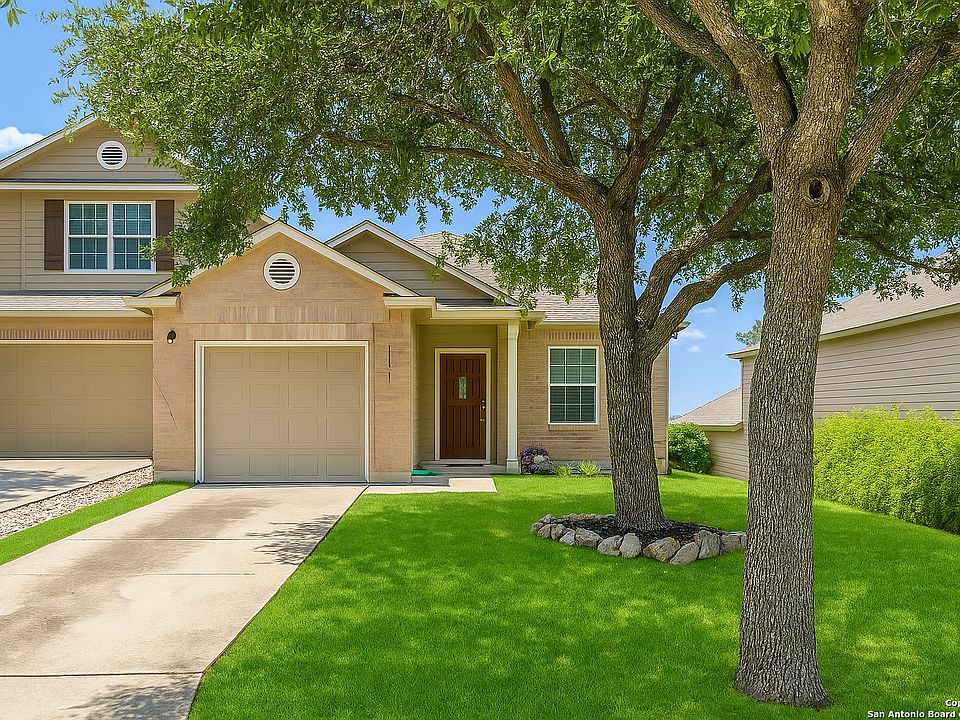 1st image of 3915 Cortona Way