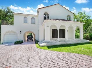 289 Las Brisas Ct, Coral Gables, FL 33143