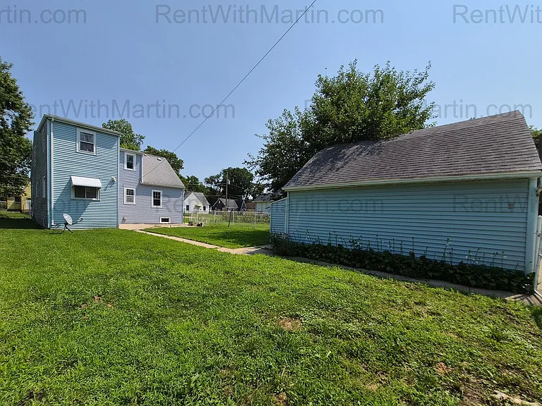 137 Hope Ave — Photo 22