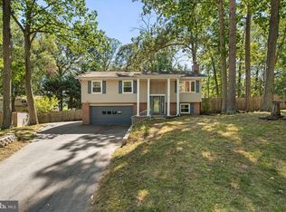 145 Delos Ct, Pasadena, MD 21122