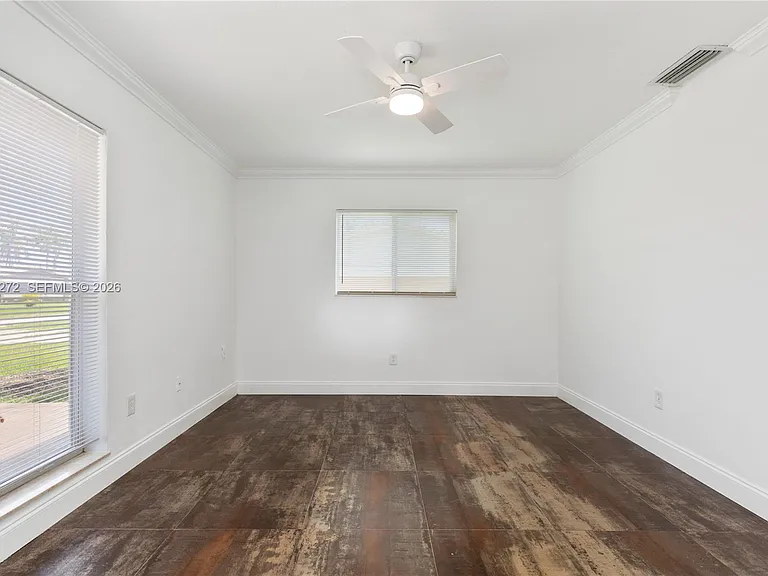 9030 SW 184th Ter — Photo 24
