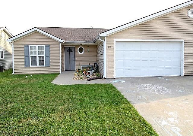 1st image of 2929 Brookville Dr
