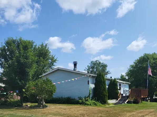 1886 Fenn St #423, Milford, MI 48381