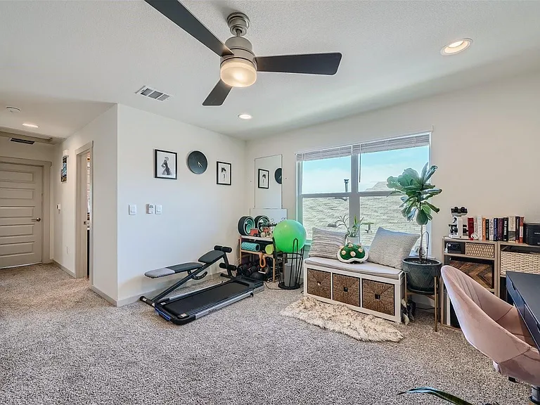 8005 Linnie Ln — Photo 23