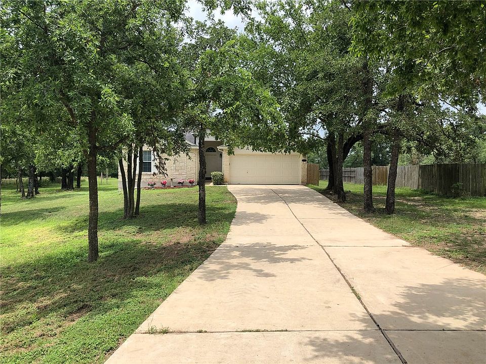 1st image of 116 Martin Crossing Dr