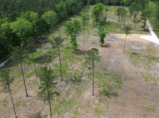 8 Pecan Dr, Holly Hill, SC 29059