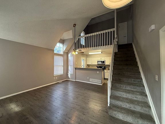 4th image of 14303 E Dickinson Dr Unit F