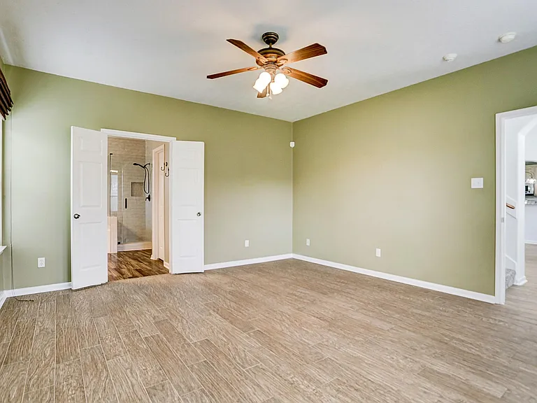 10410 Five Oaks Ct — Photo 25