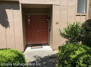32 Cinnamon Teal Ln, Novato, CA 94949