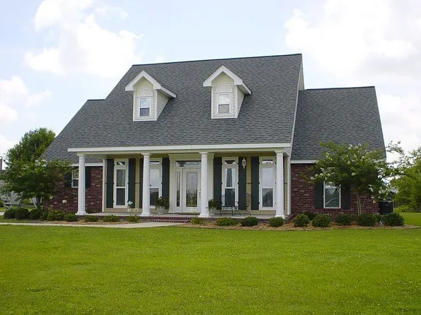 206 Octavia St, Larose, LA 70373