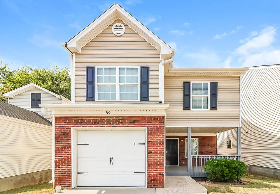 69 Middlebrook Dr