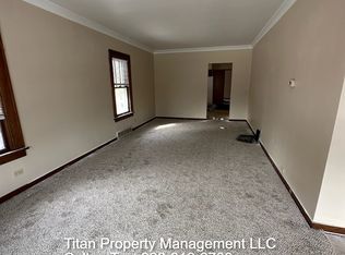 1251 Walnut St #1, Oshkosh, WI 54901