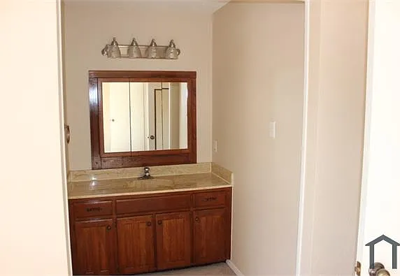 7013 Windhaven Rd — Photo 7